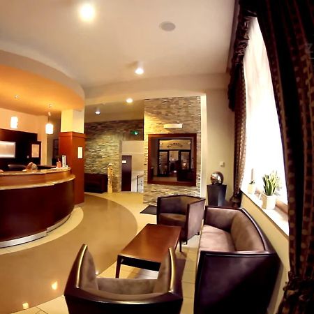 Hotel Zieleniec Зеленец Екстериор снимка
