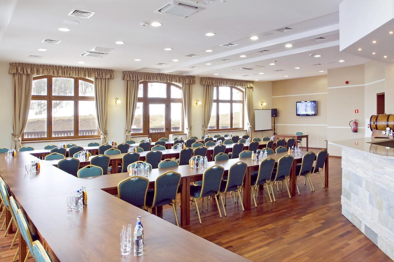 Hotel Zieleniec Зеленец Екстериор снимка